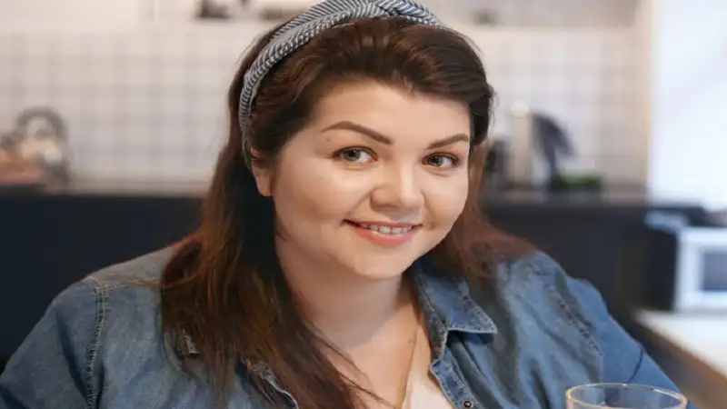 Plus Size Double Chin Round Face Medium Length Hairstyles