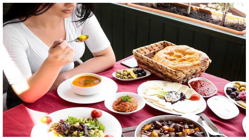 What Meals Are Included on PaxTravelTweaks